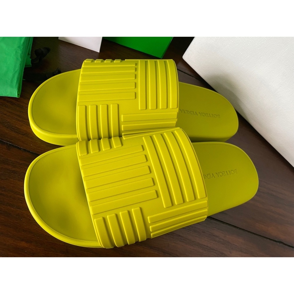 BOTTEGA VENETA 690105 Men's 'Slider' Pool Slide Sandals Lemon Yellow Rubber 42 - Picture 6 of 8